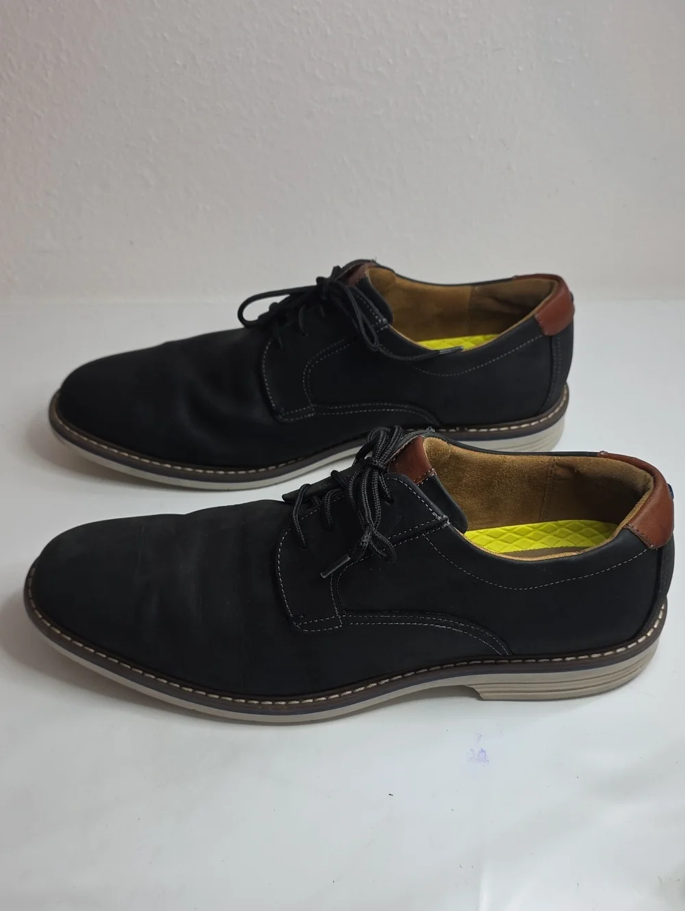 FLORSHEIM NORWALK PLAIN TOE BLACK NUBUCK CASUAL OXFORDS MENS 11.5W VGUC SLEEK